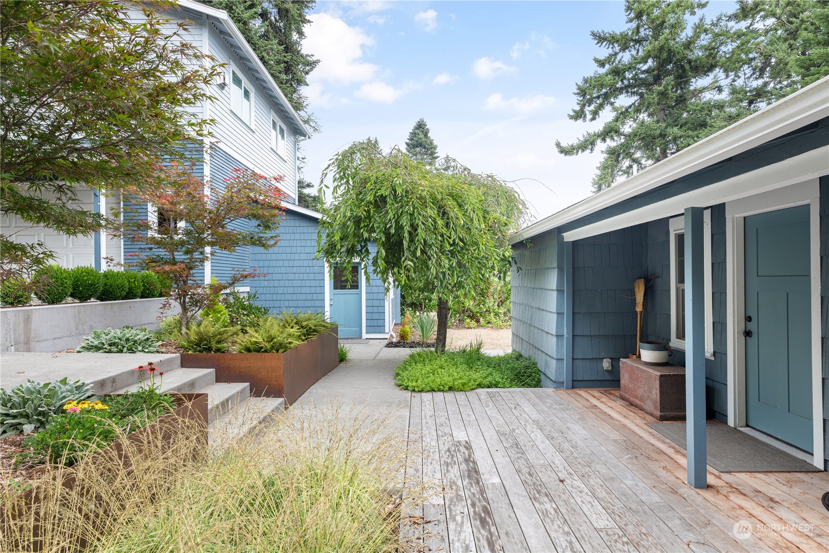 1749 North Bluff Road Greenbank, WA 98253 - Photo 4 of 39 Gallery Image 4