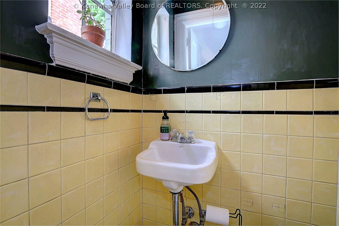730 Myrtle Road Charleston, WV 25314 - Photo 39 of 50 Gallery Image 39