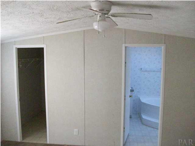 7655 Henderson Smith Road Milton, FL 32570 - Photo 17 of 31 Gallery Image 17