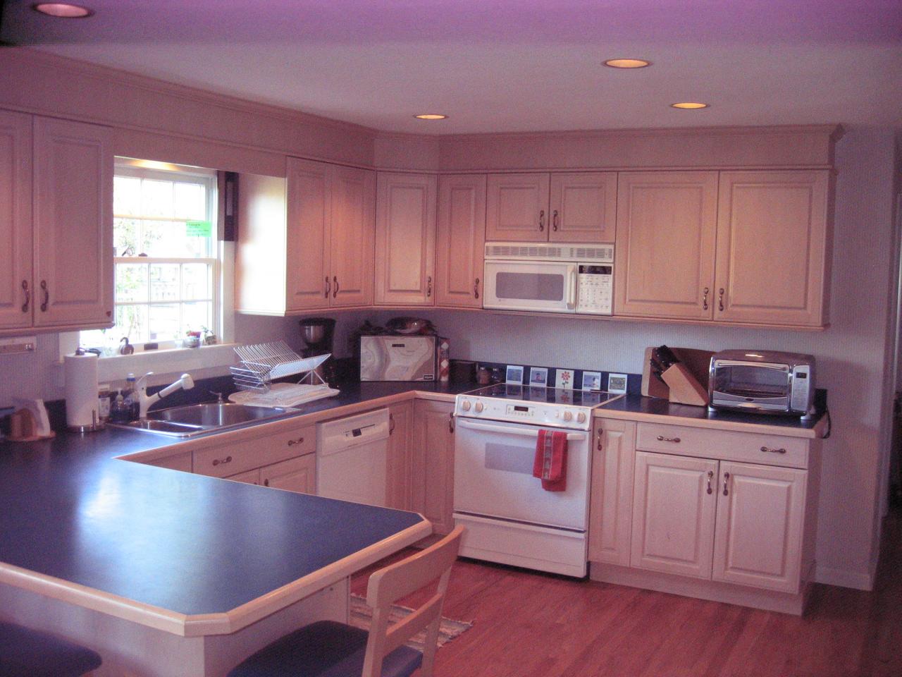 81 Stonehenge Road Pittsfield, MA 01201 - Photo 2 of 10 kitchen