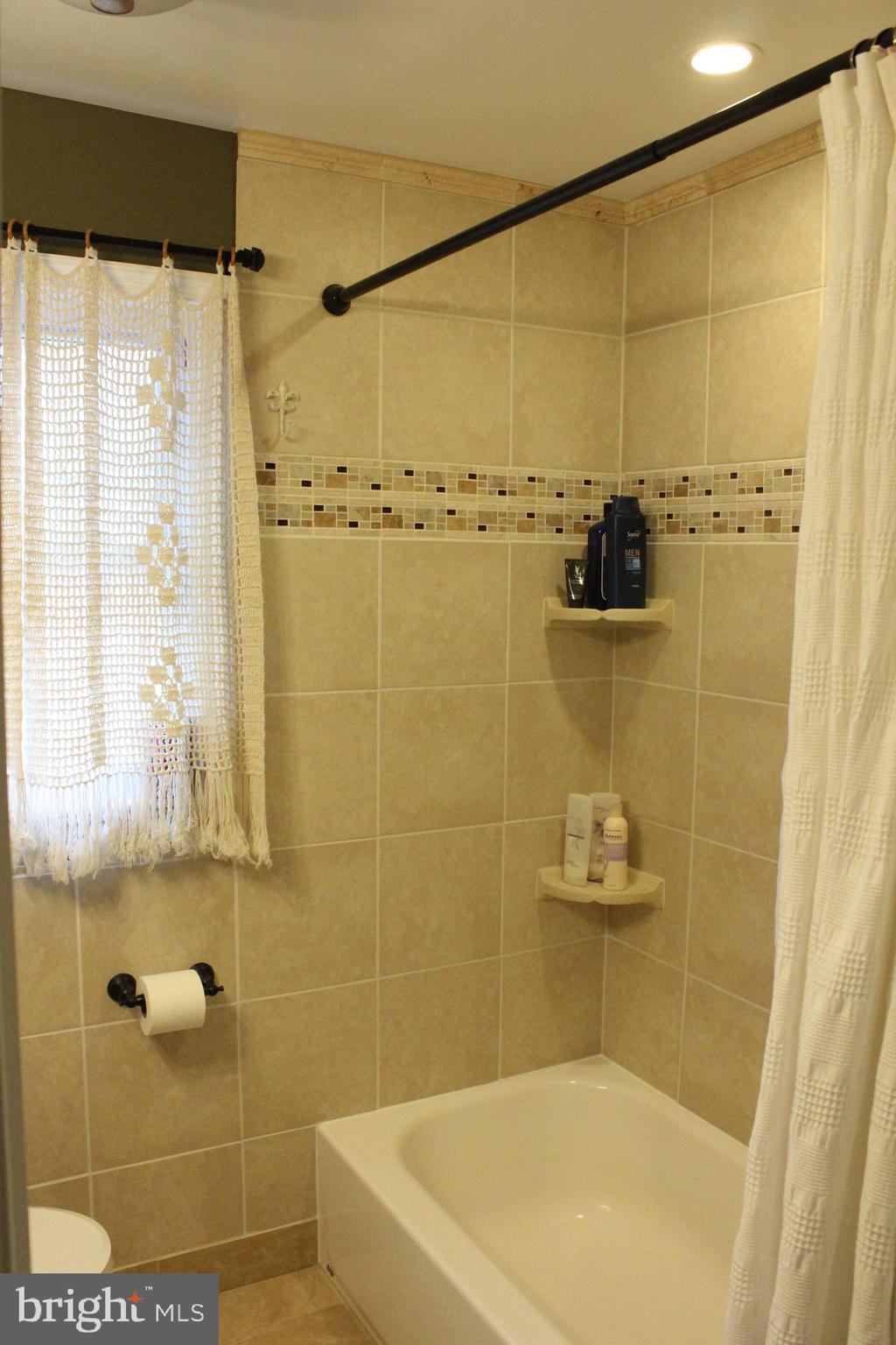 610 Michell Street Ridley Park, PA 19078 - Photo 24 of 36 Gallery Image 24
