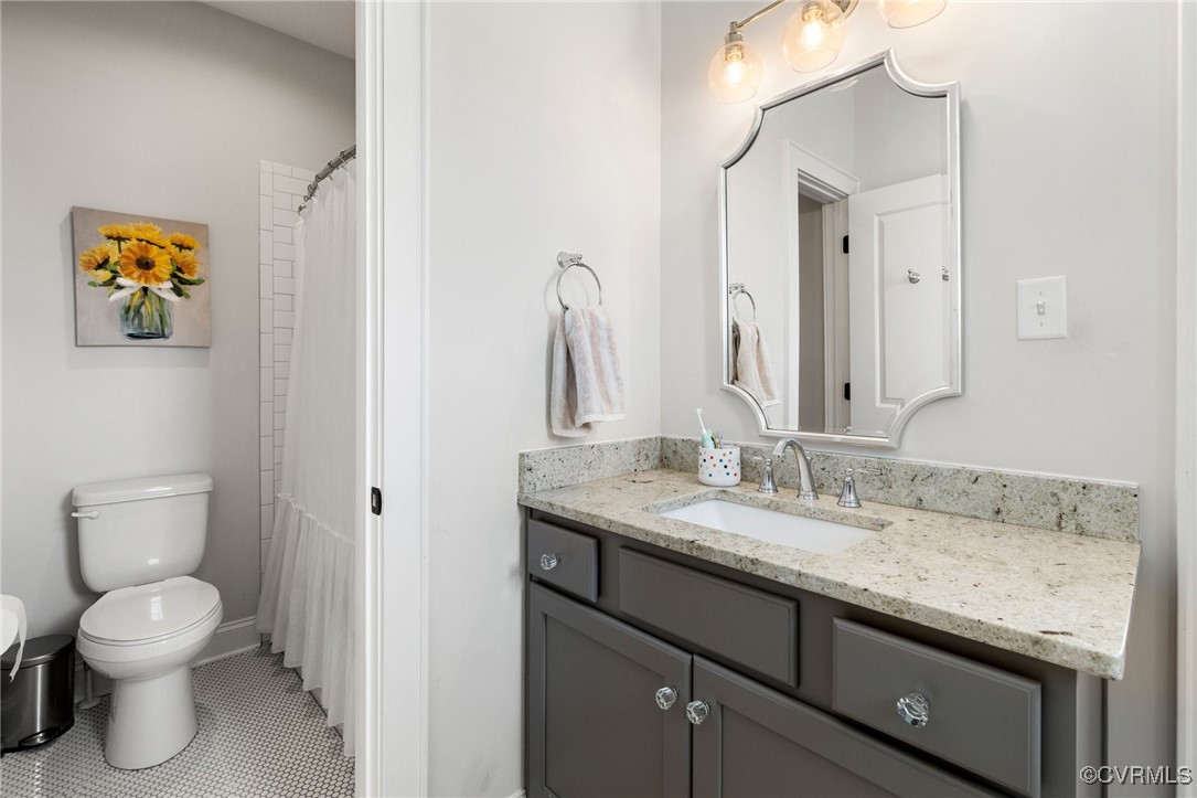 16143 Old Castle Road Midlothian, VA 23112 - Photo 33 of 50 Jack N Jill Bath