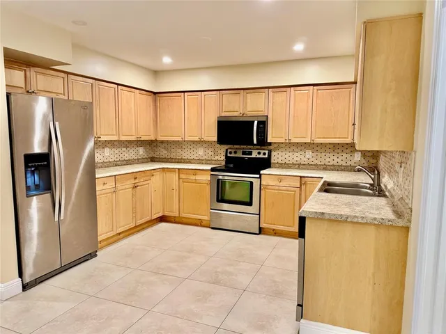 $3,100 | 1241 Southeast 3rd Court, Unit B, Deerfield Beach, FL 33441