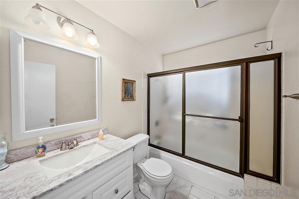 5825 Jeffries Ranch Road Oceanside, CA 92057 - Photo 10 of 16 Gallery Image 10