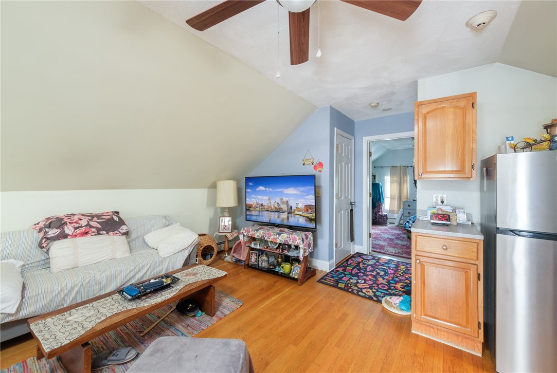 498 Broadway Providence, RI 02909 - Photo 15 of 21 3RD FLOOR