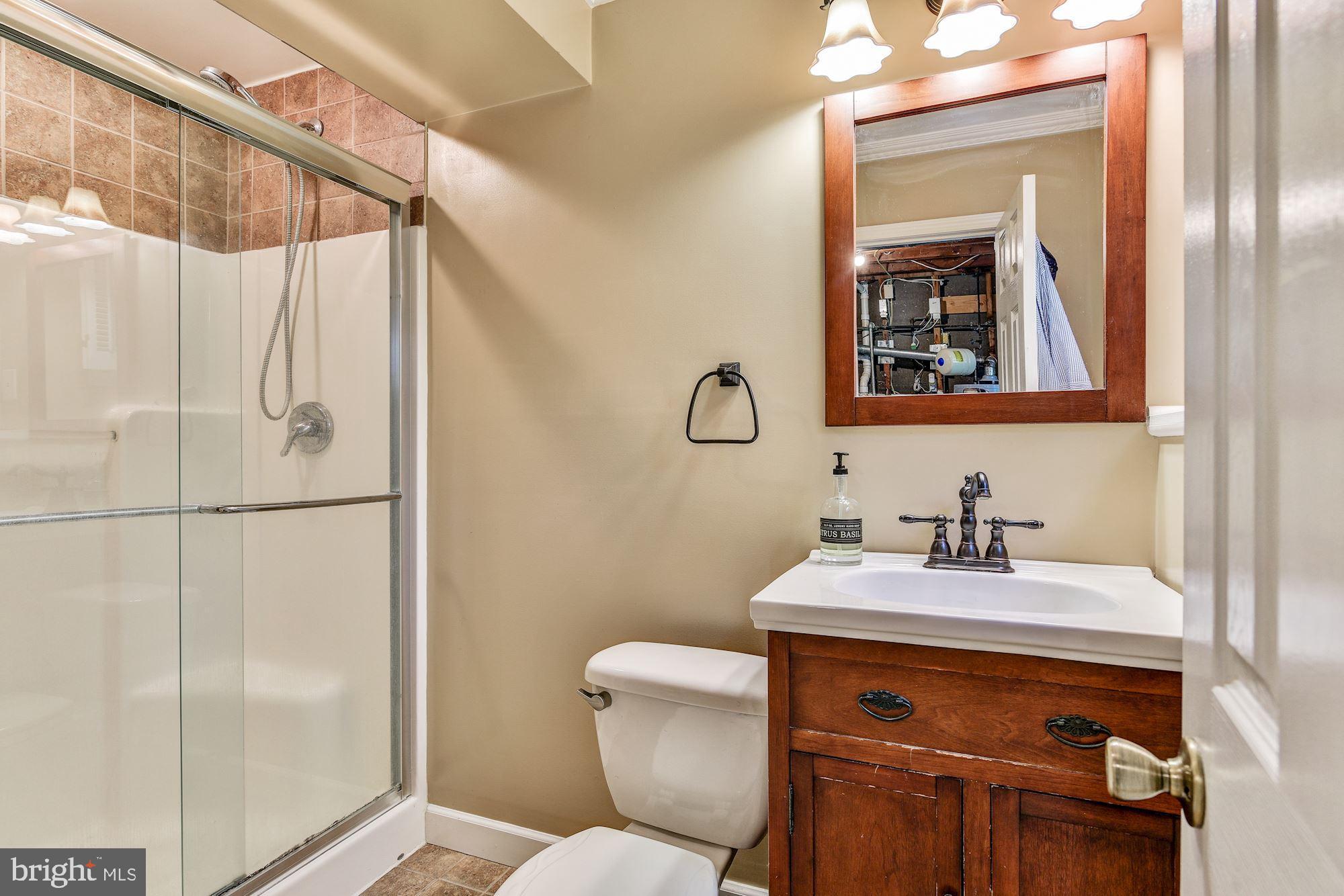 3417 Upton Road Baltimore, MD 21234 - Photo 21 of 25 Bath