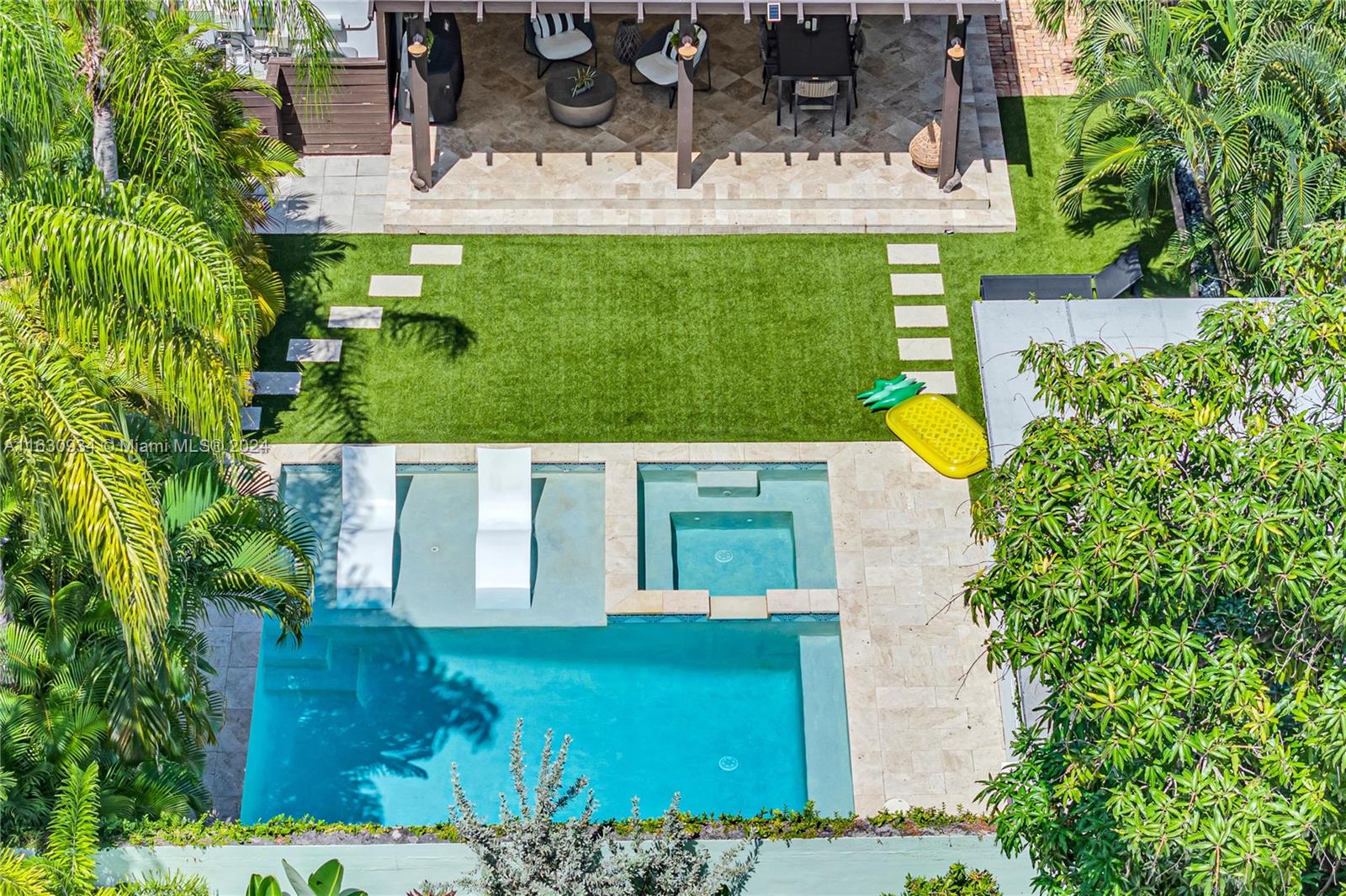 230 Southwest 21st Road Miami, FL 33129 - Photo 49 of 50