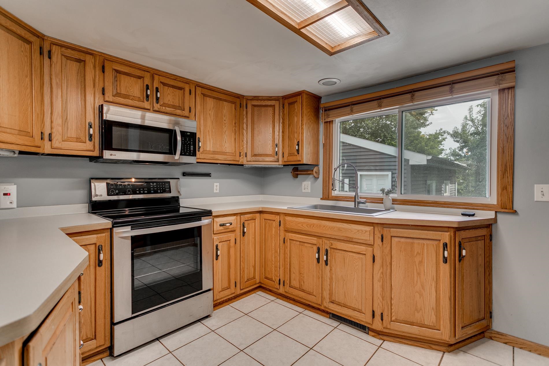 326 South Summit Street Appleton, WI 54914 - Photo 13 of 39 Gallery Image 13