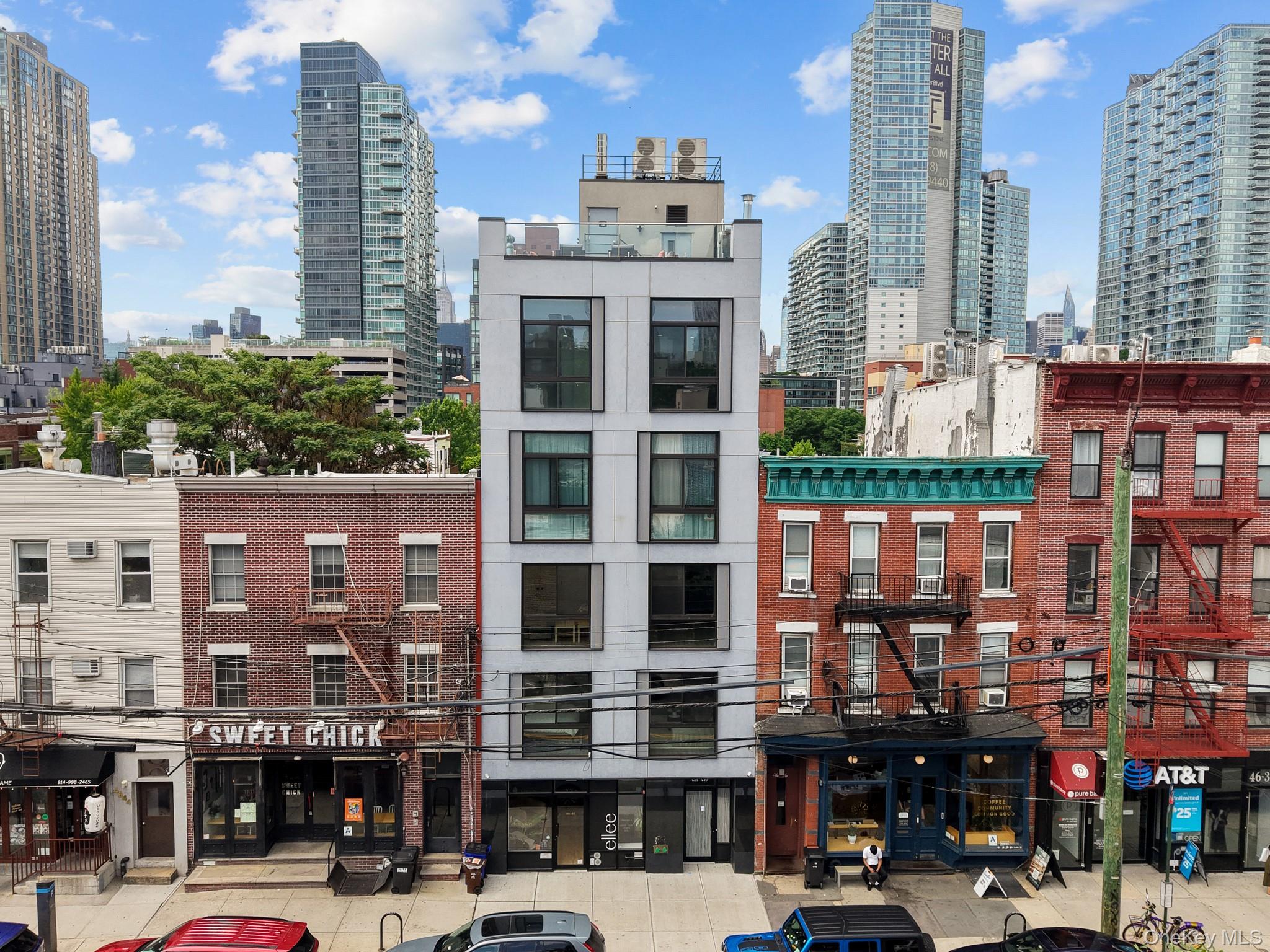 46-40 Vernon Boulevard, Unit 3B Queens, NY 11101 - Photo 16 of 17 City view