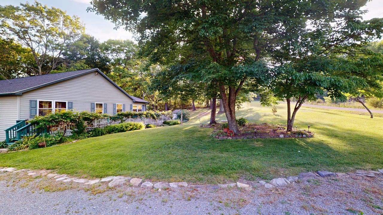 575 North River Highlands Road Delray, WV 26714 - Photo 5 of 48