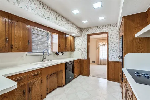 $699,000 | 9824 Ravensway Drive, Dallas, TX 75238