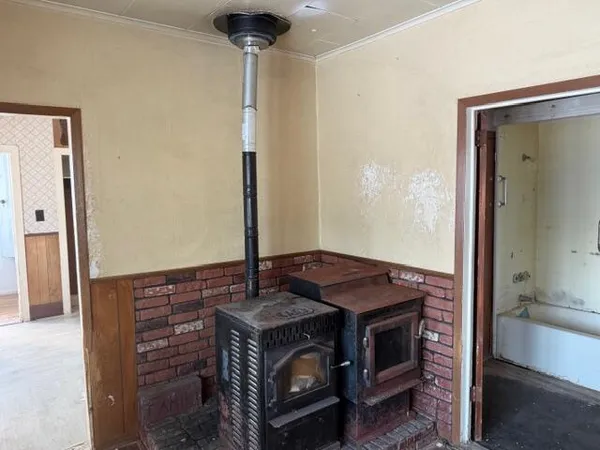 $61,200 | 83 Center Road, Easton, ME 04740