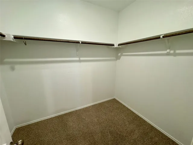 $1,750 | 511 Halfmoon Drive, Lockhart, TX 78644