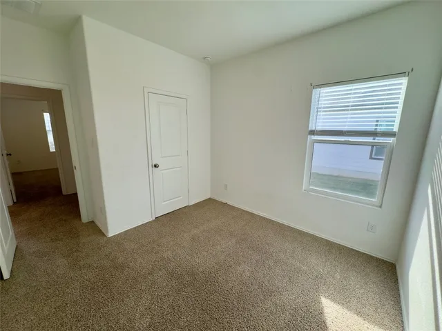 $1,750 | 511 Halfmoon Drive, Lockhart, TX 78644