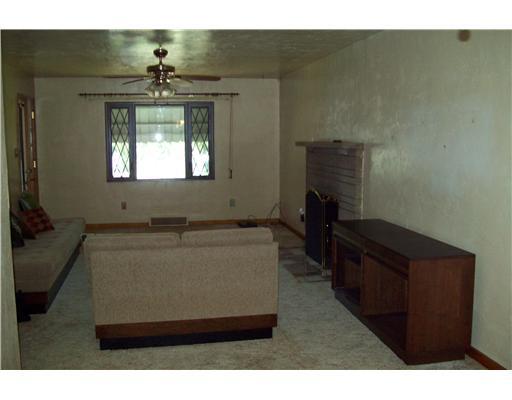 6071 Library Road Bethel Park, PA 15102 - Photo 10 of 14 Living Room.