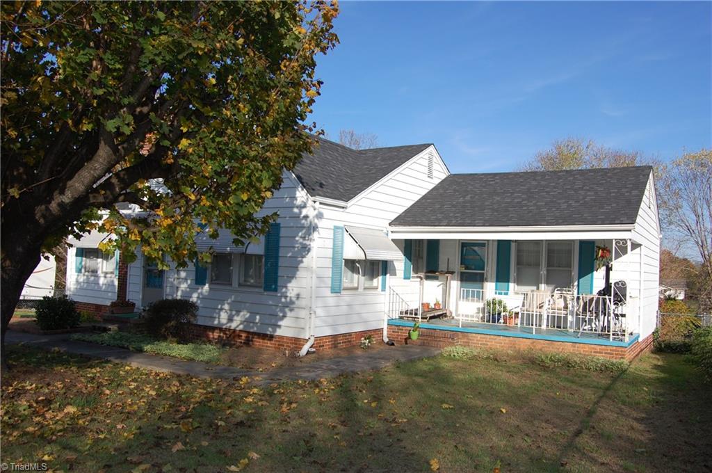 170 Blue Ridge Avenue Elkin, NC 28621 - Photo 1 of 24 Gallery Image 1