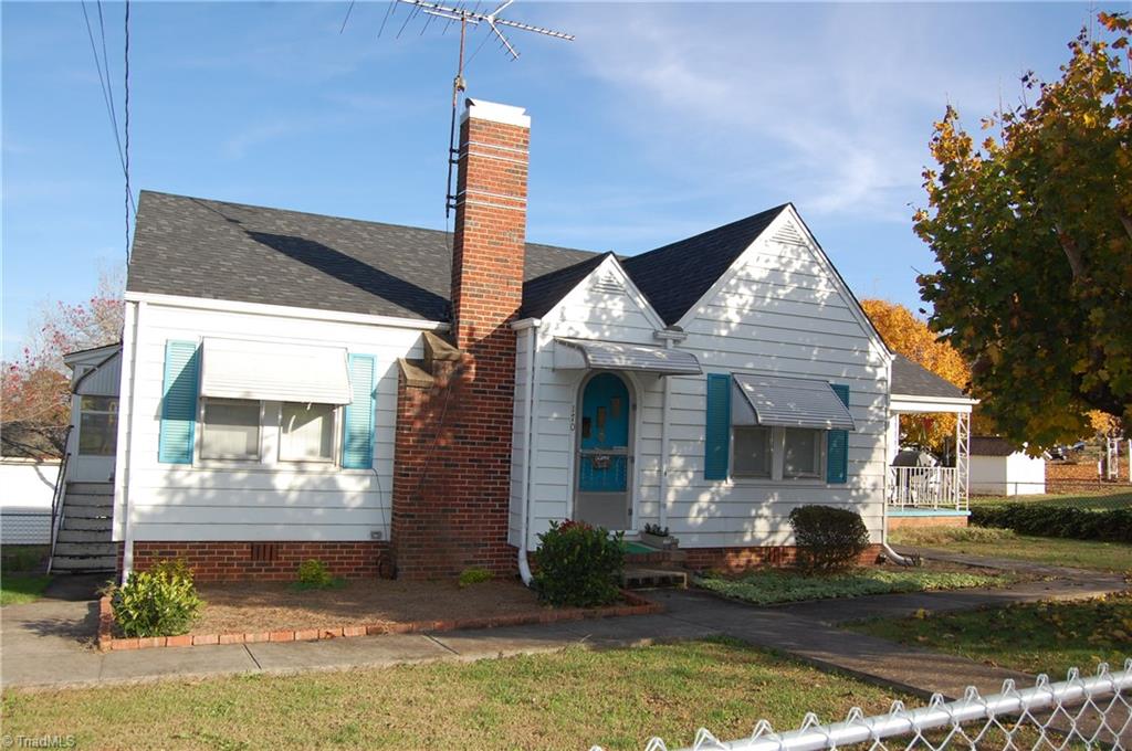 170 Blue Ridge Avenue Elkin, NC 28621 - Photo 23 of 24 Gallery Image 23