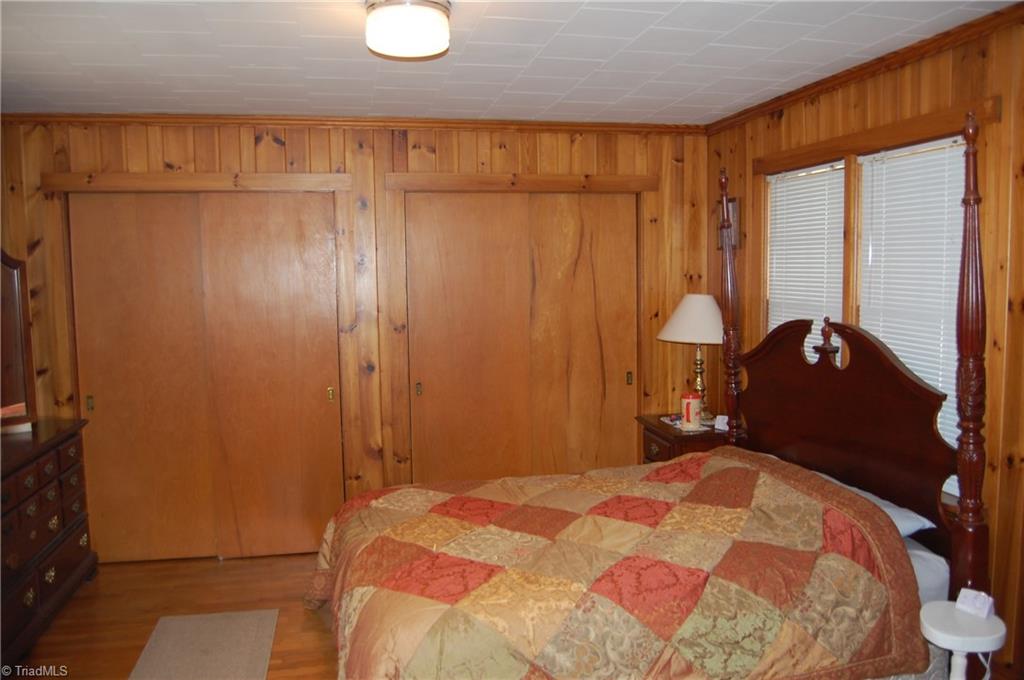 170 Blue Ridge Avenue Elkin, NC 28621 - Photo 8 of 24 Gallery Image 8