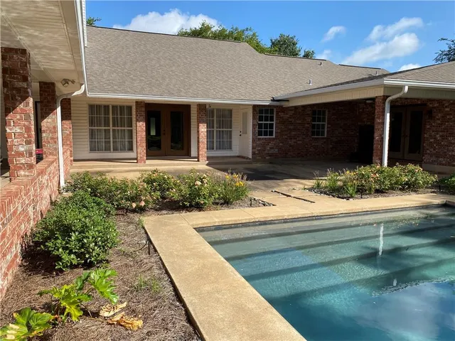 $475,000 | 6895 Bayou Rapides Road, Alexandria, LA 71303