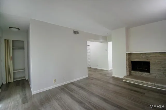 $125,000 | 648 Coeur De Royale Drive, Unit B, Creve Coeur, MO 63141