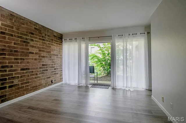 $125,000 | 648 Coeur De Royale Drive, Unit B, Creve Coeur, MO 63141