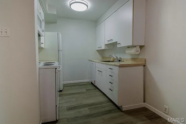 $125,000 | 648 Coeur De Royale Drive, Unit B, Creve Coeur, MO 63141