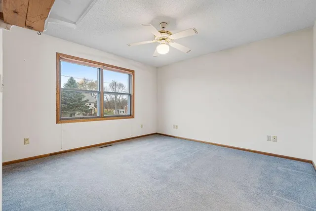 $424,900 | 425 West Franklin Street, Morristown, MN 55052