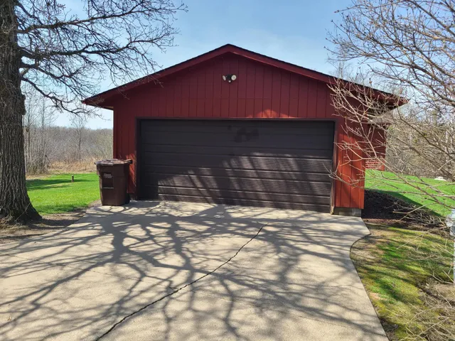 $650,000 | 38257 Dove Street, Aitkin, MN 56431