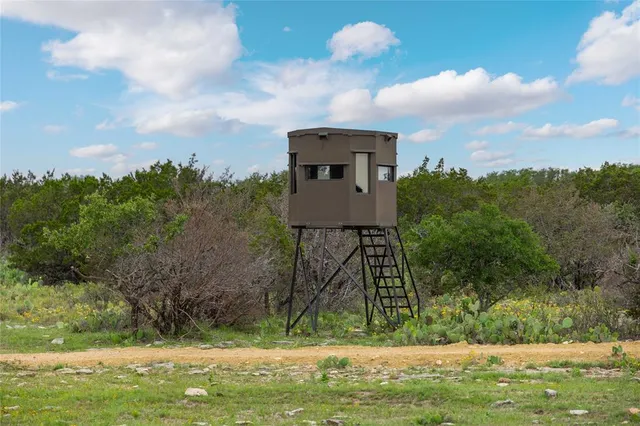 $12,995,000 | 12601 Farm To Market 586, Brookesmith, TX 76827