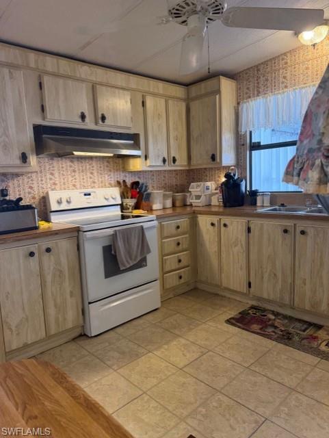 210 Pine Key Lane, Unit 210 Naples, FL 34114 - Photo 10 of 25