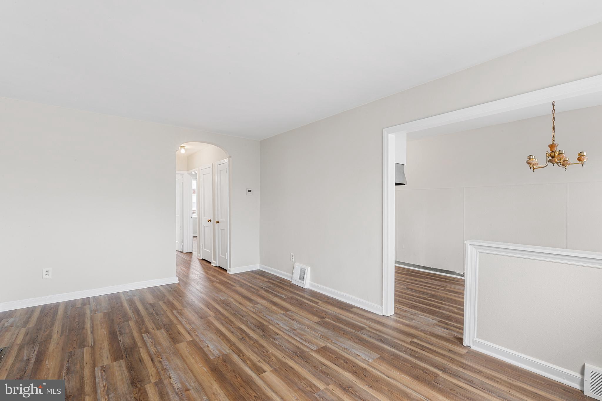 6803 Algard Street Philadelphia, PA 19135 - Photo 4 of 18