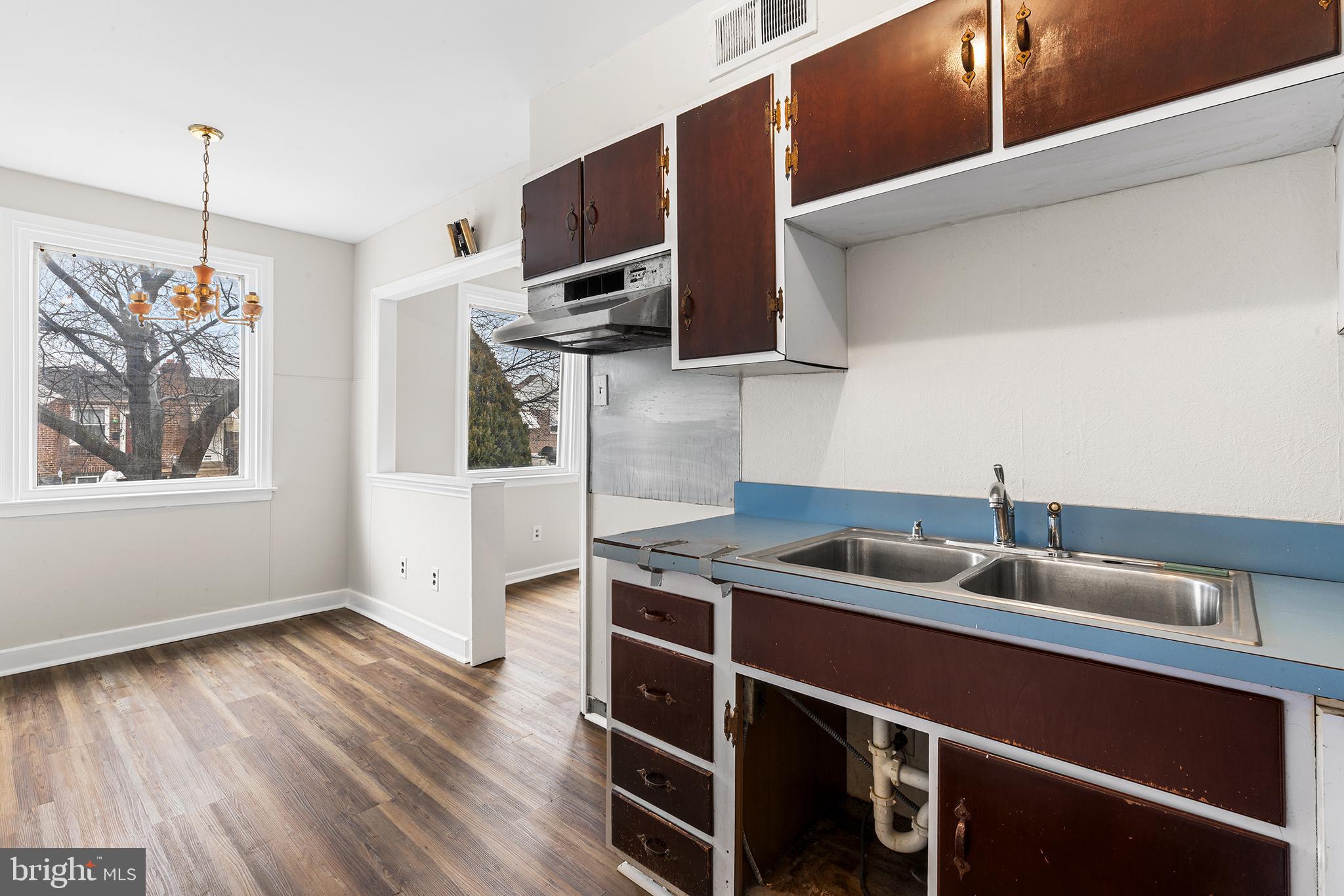 6803 Algard Street Philadelphia, PA 19135 - Photo 9 of 18