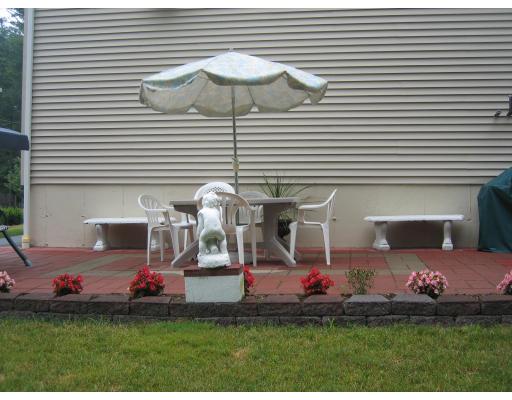 16 Albert Road Tewksbury, MA 01876 - Photo 11 of 13 Gallery Image 11