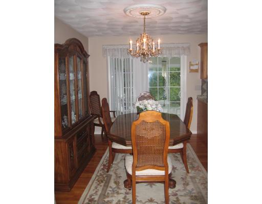 16 Albert Road Tewksbury, MA 01876 - Photo 4 of 13 Gallery Image 4