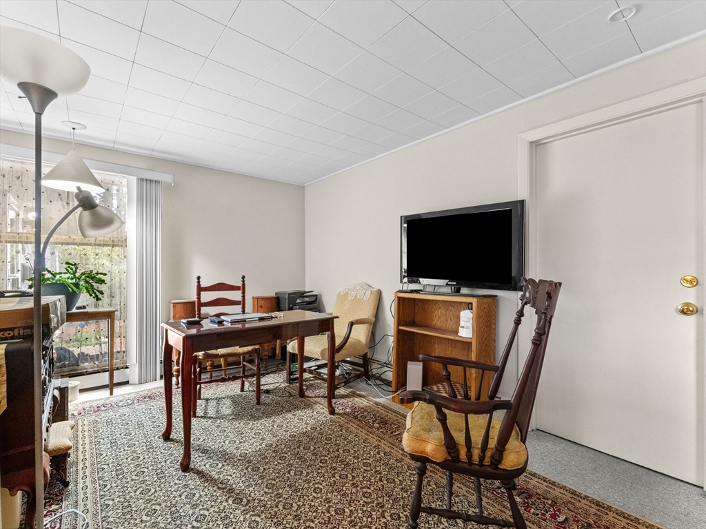 16 Sheffield Road Framingham, MA 01701 - Photo 17 of 41