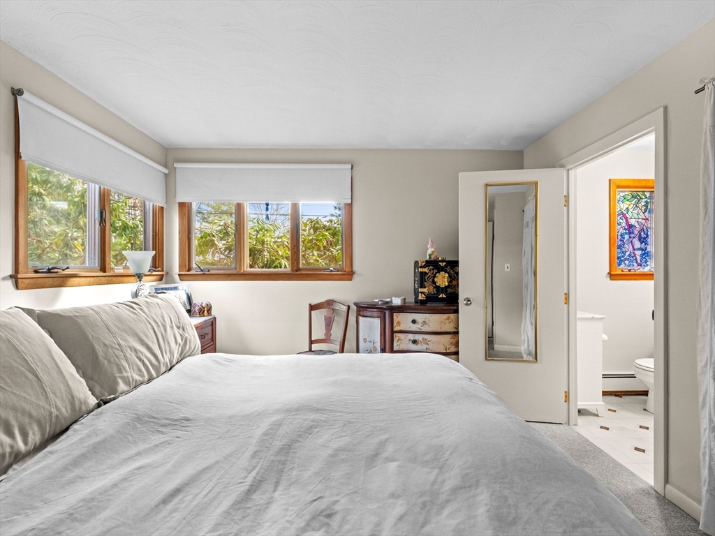 16 Sheffield Road Framingham, MA 01701 - Photo 19 of 41