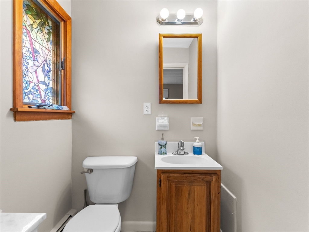 16 Sheffield Road Framingham, MA 01701 - Photo 21 of 41