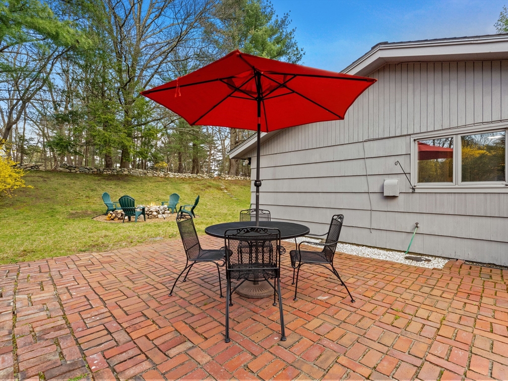 16 Sheffield Road Framingham, MA 01701 - Photo 30 of 41