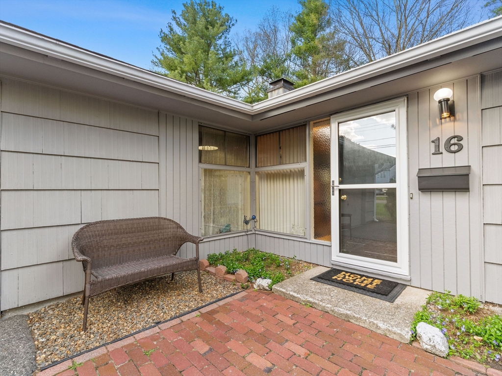 16 Sheffield Road Framingham, MA 01701 - Photo 3 of 41