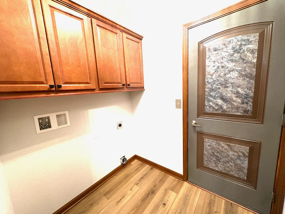 S77W18475 Janesville Road Muskego, WI 53150 - Photo 39 of 44 Muskego 3 BR 3 BATH - 20
