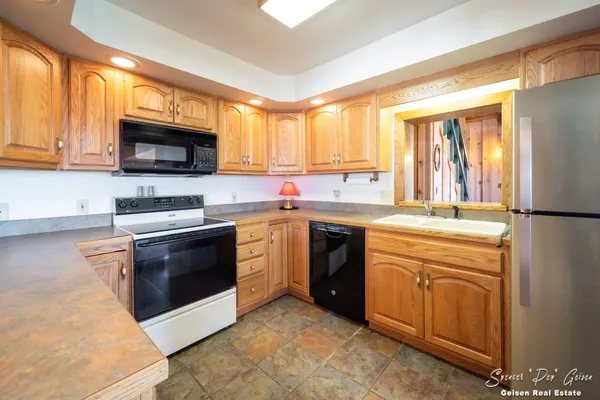 $730,000 | 8591 Hidden Trail, Orleans, MI 48865