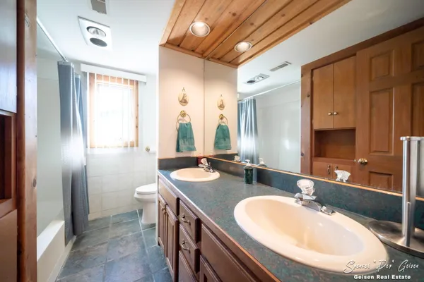 $730,000 | 8591 Hidden Trail, Orleans, MI 48865