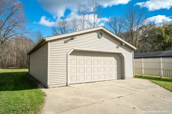 $730,000 | 8591 Hidden Trail, Orleans, MI 48865