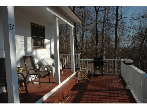 37 Valley Road Tuftonboro, NH 03816 - Photo 3 of 17