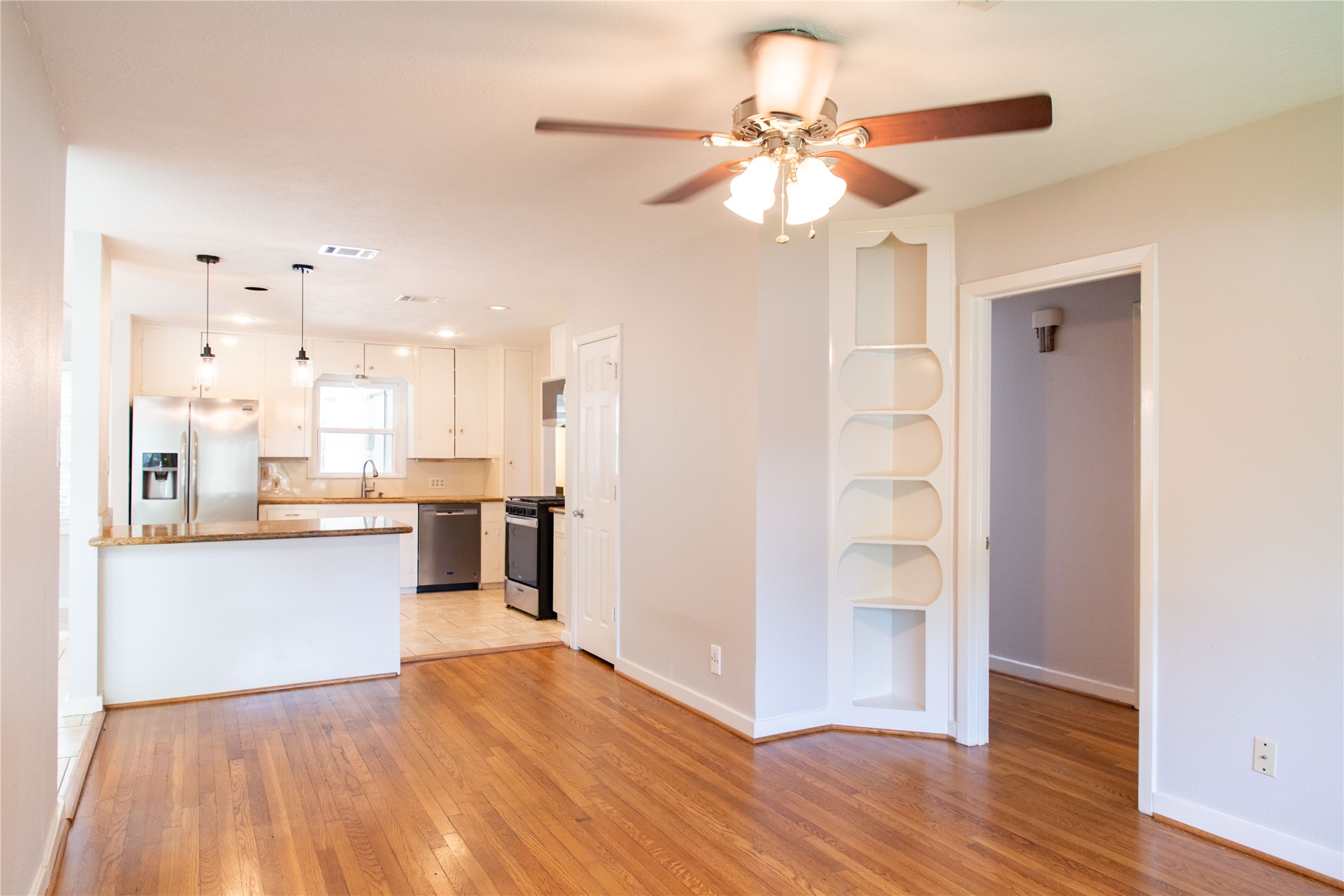3314 Rochdale Street Houston, TX 77025 - Photo 2 of 29