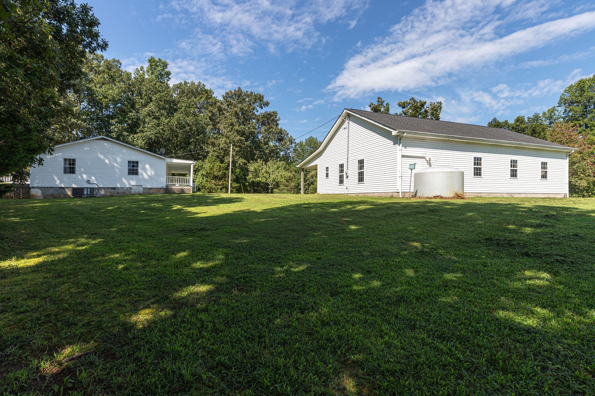 192 Contrary Road Burns, TN 37029 - Photo 16 of 65