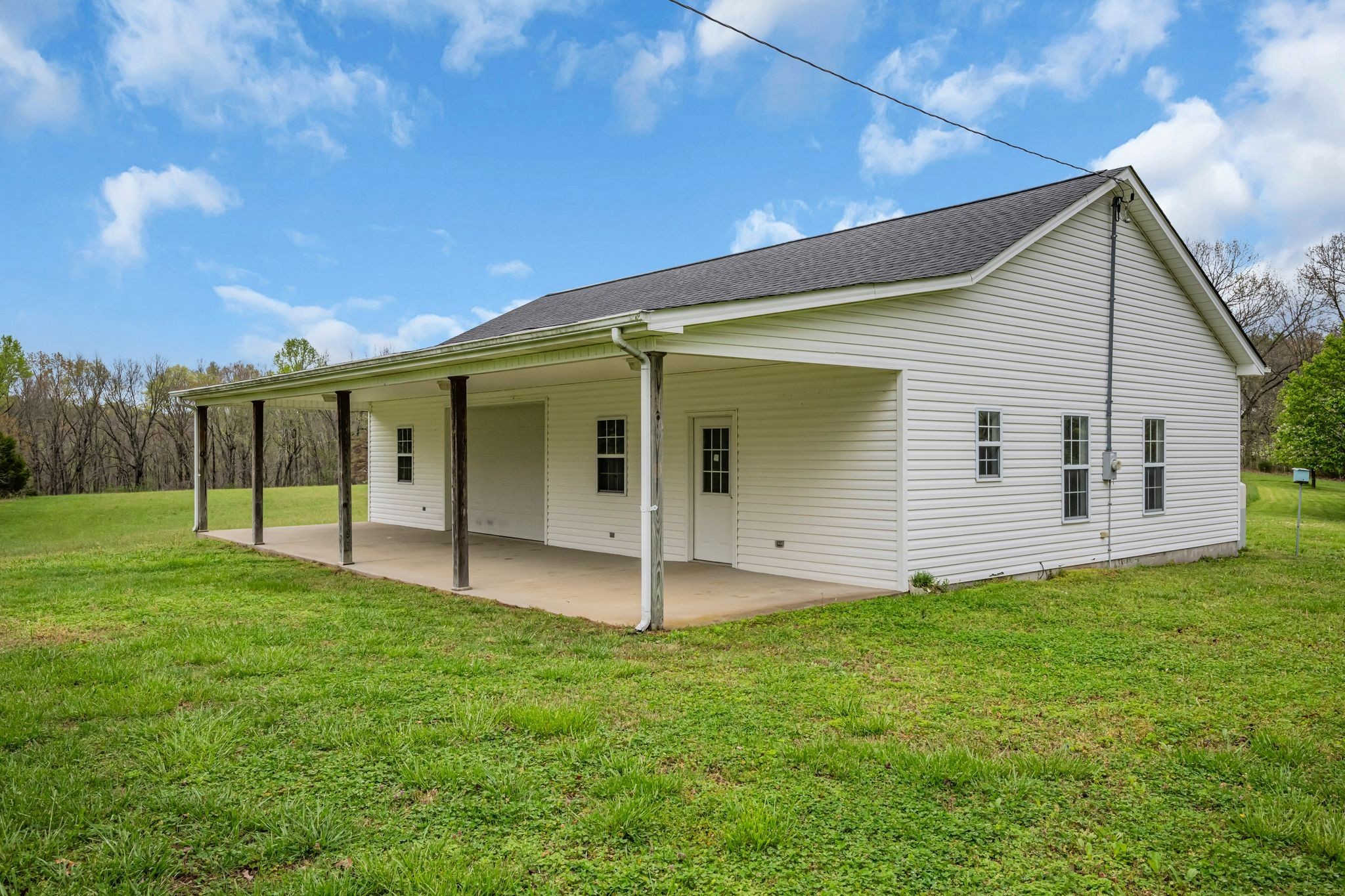 192 Contrary Road Burns, TN 37029 - Photo 18 of 65