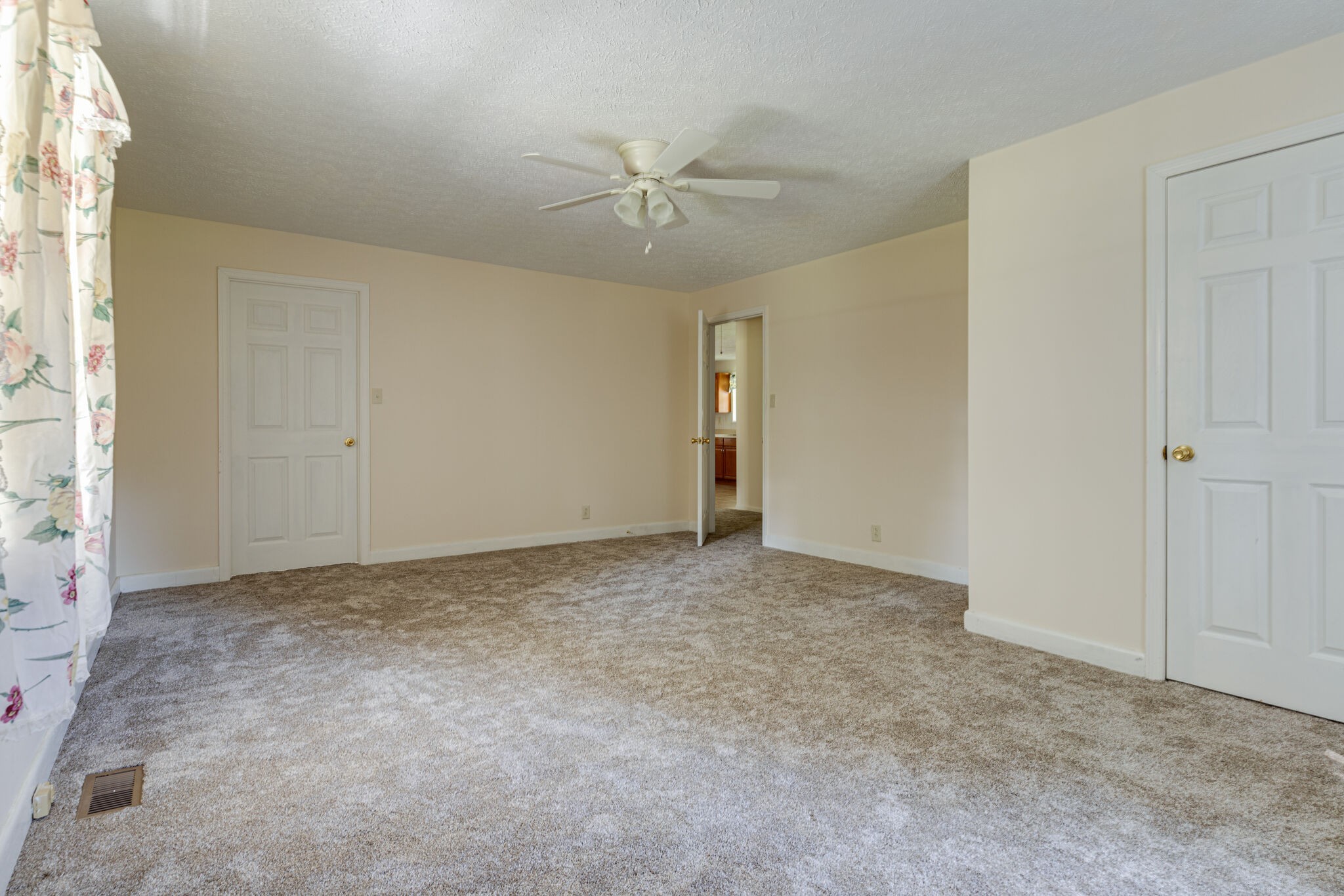 192 Contrary Road Burns, TN 37029 - Photo 39 of 65