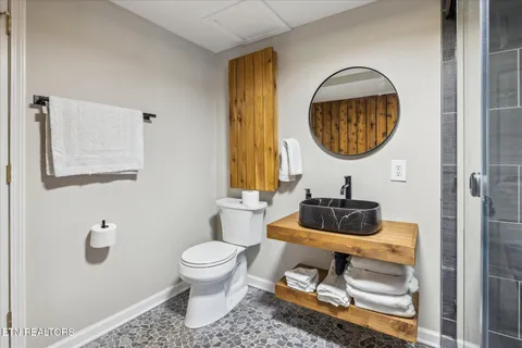 $999,999 | 228 Tolliver Trail, Townsend, TN 37882