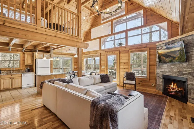 $999,999 | 228 Tolliver Trail, Townsend, TN 37882